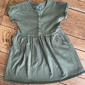 Cat & Jack S/S Dress size 6/7